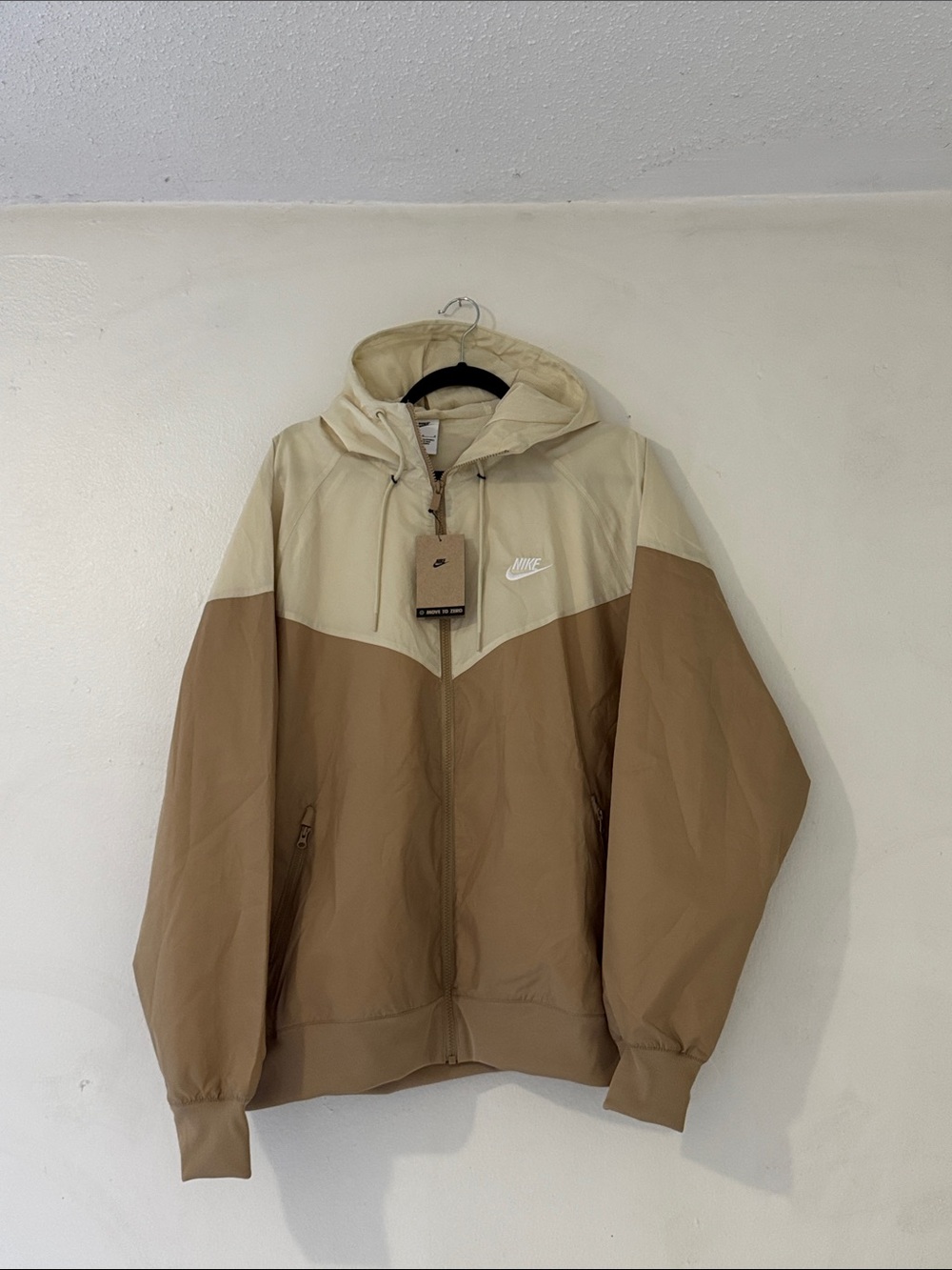 Nike Men's Two-Tone Hooded Windbreaker - Cream & Brown